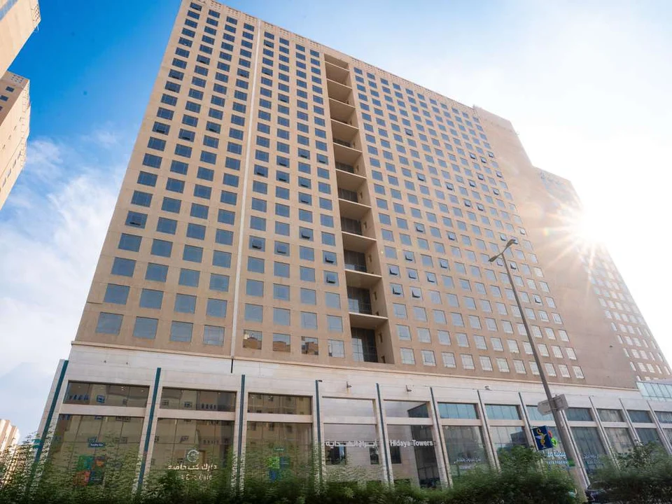 Al Hidayah Towers & Hotel — 1